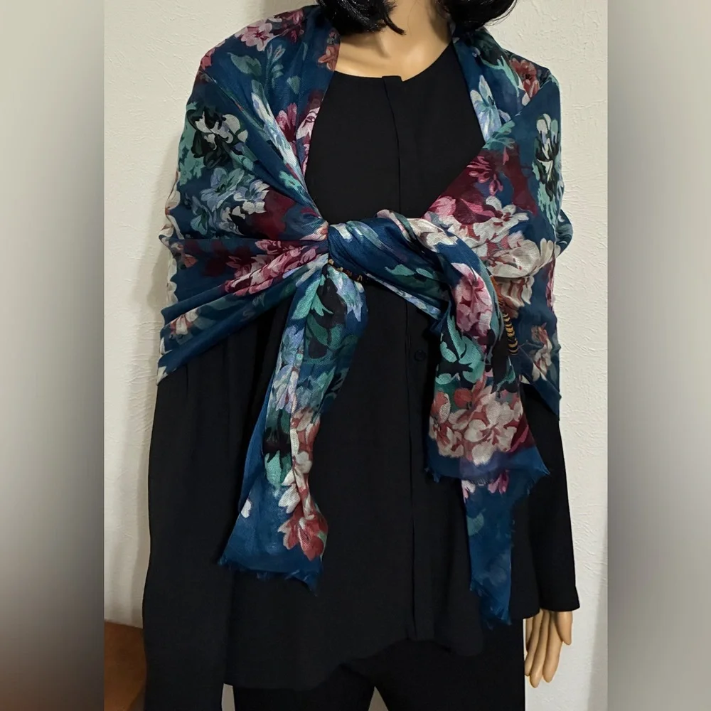Shawl wrap Navy Blue Floral Scarf w/exotic Bird design Oblong 27x72 Colorful
